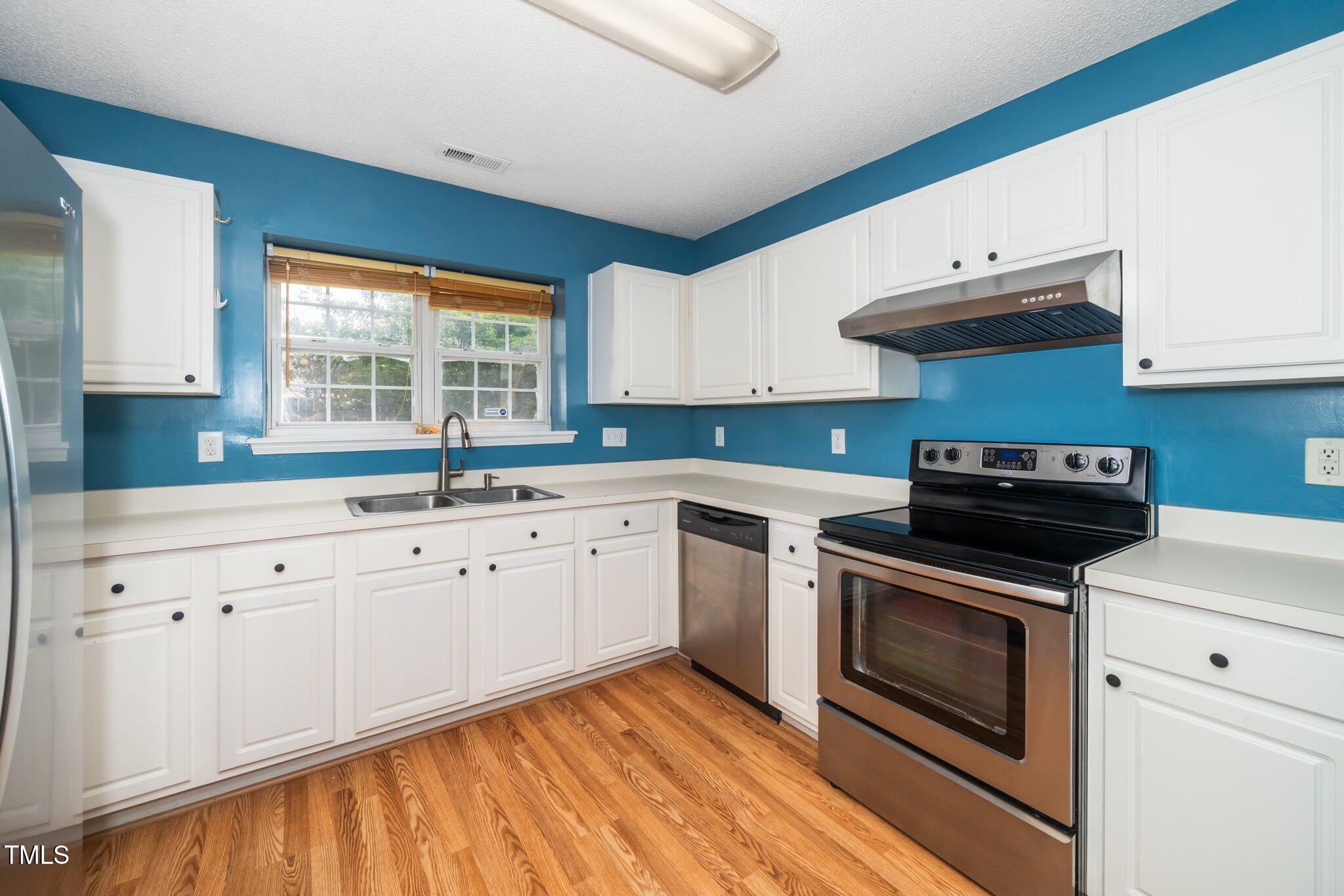 5006 Silhouette Drive Durham, NC 27713 - Photo 12 of 25 12-web-or-mls-5006 Silhouette (8 of 25)