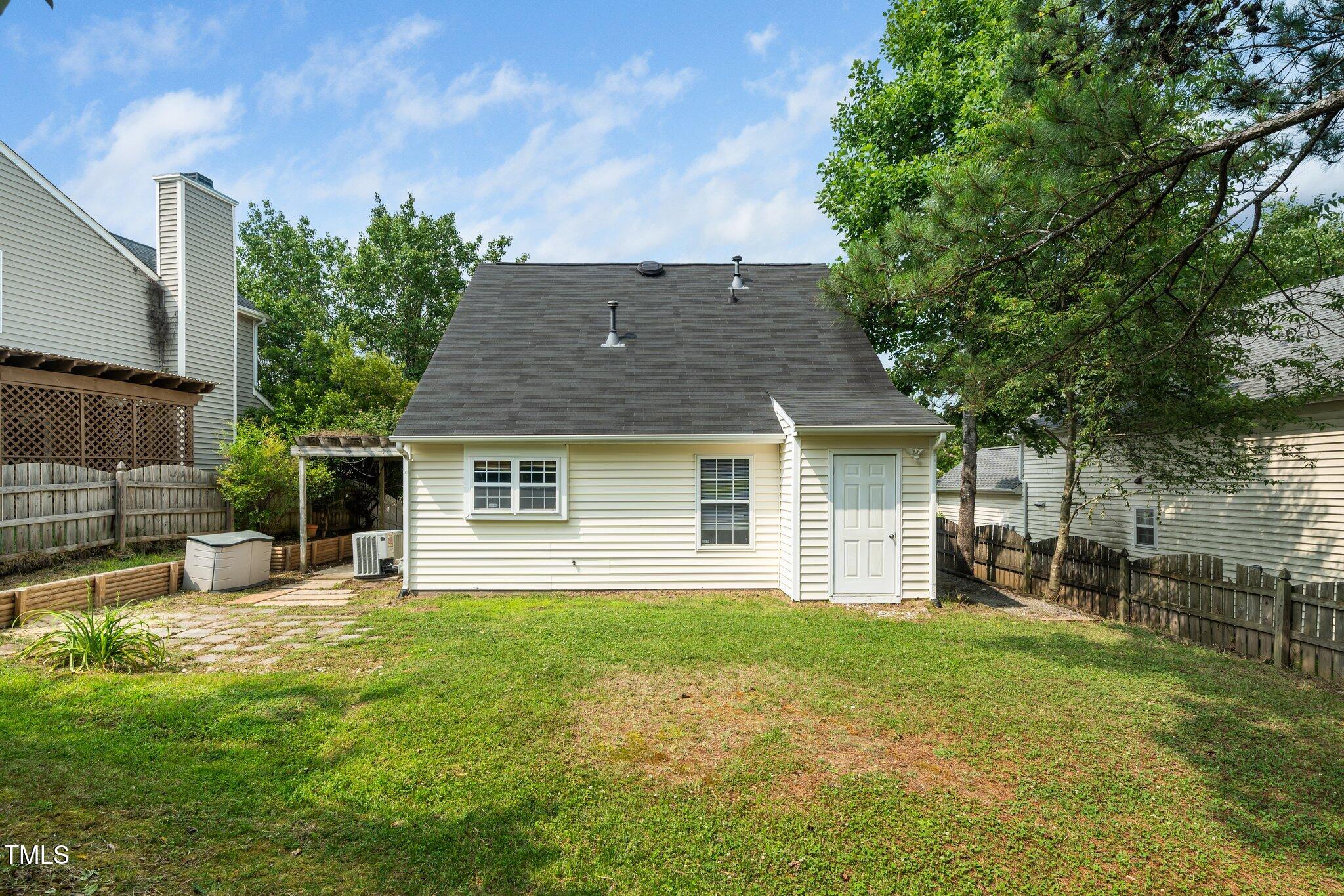 5006 Silhouette Drive Durham, NC 27713 - Photo 22 of 25 22-web-or-mls-5006 Silhouette (18 of 25)
