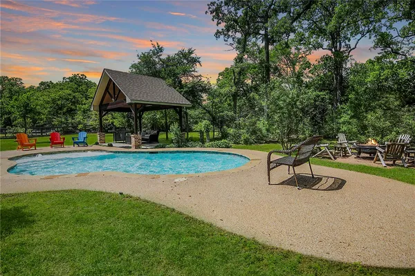 $760,000 | 10529 Hampton Court, Iola, TX 77861