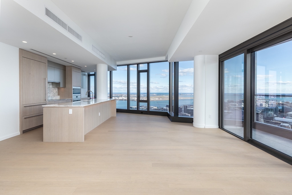 682 Atlantic Avenue, Unit 3710A Boston, MA 02111 - Photo 4 of 42