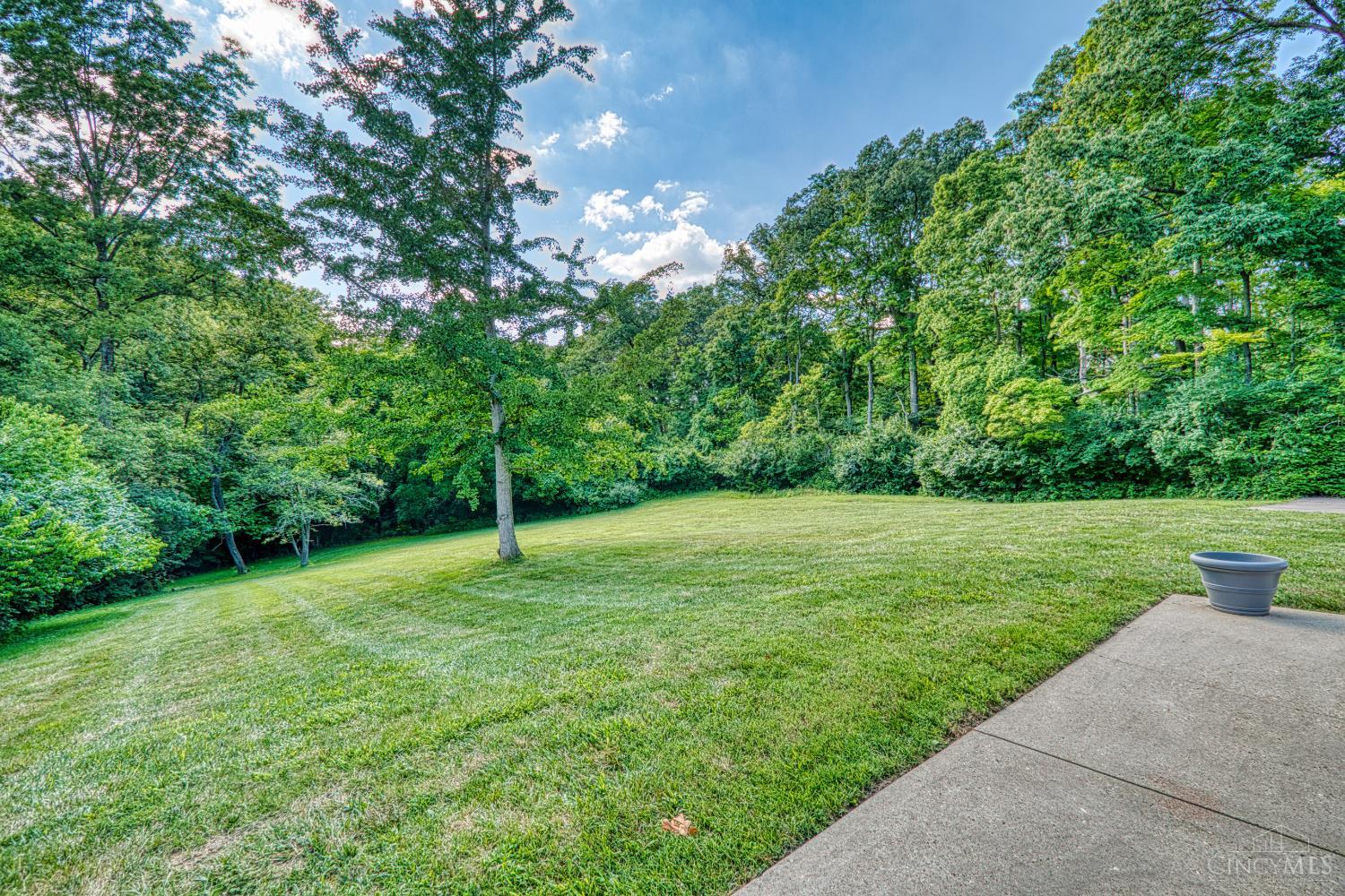 5995 Drake Road Cincinnati, OH 45243 - Photo 69 of 80