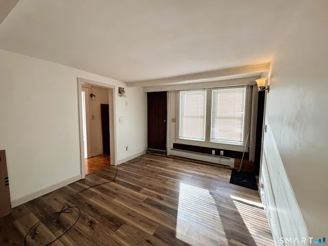 $1,250 | 3 Church Street, Stafford Springs, CT 06076