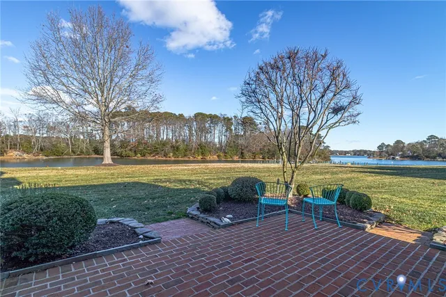 $1,150,000 | 309 Harbour View Drive, White Stone, VA 22578