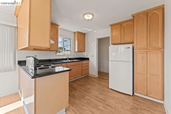 $995,000 | 3601 Lincoln Avenue, Oakland, CA 94602