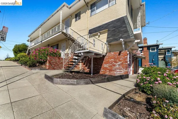 $995,000 | 3601 Lincoln Avenue, Oakland, CA 94602
