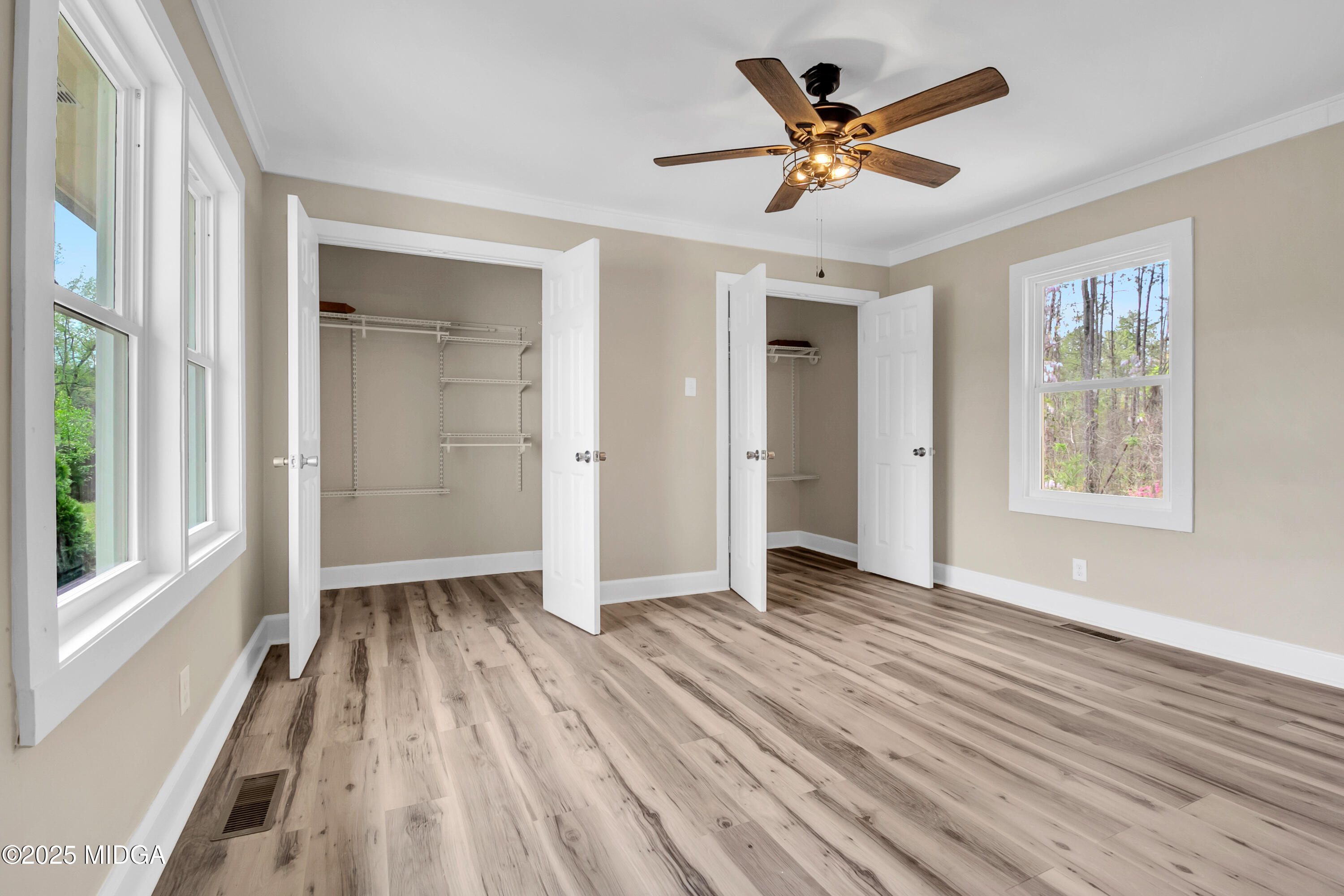 8738 Highway 87 Juliette, GA 31046 - Photo 35 of 36 wooden floor in an empty room with a window