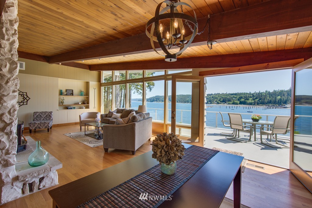 8992 Misery Point Road Northwest Seabeck, WA 98380 - Photo 4 of 25 Gallery Image 4
