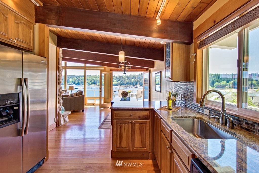 8992 Misery Point Road Northwest Seabeck, WA 98380 - Photo 8 of 25 Gallery Image 8