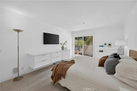 $6,650 | 950 Cagney Lane, Unit 207, Newport Beach, CA 92663