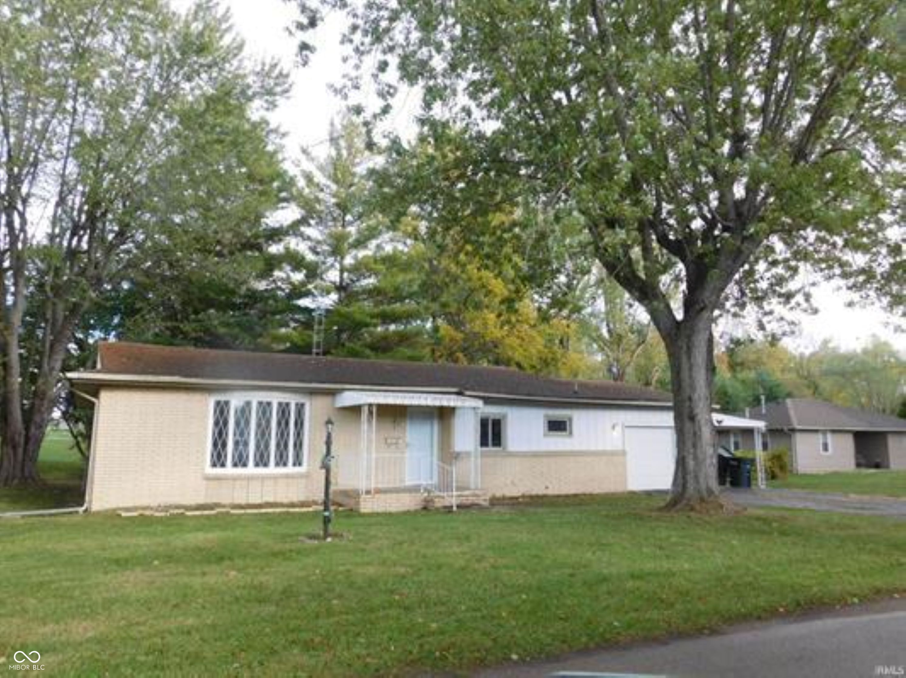 1900 South Manville Road Muncie, IN 47302 - Photo 1 of 18 Gallery Image 1