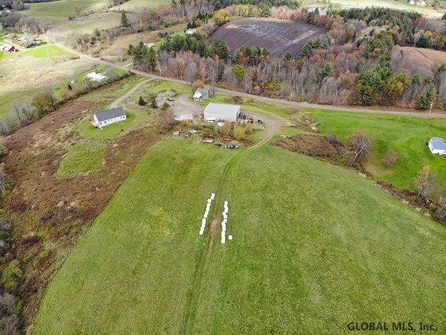 71 Hunt Road Pittstown, NY 12028 - Photo 5 of 8 Photo 5