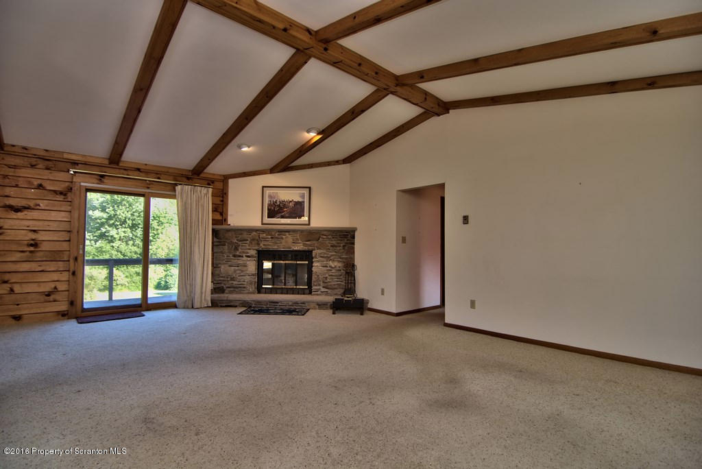 822 Scott Road Clarks Summit, PA 18411 - Photo 13 of 36 Gallery Image 13