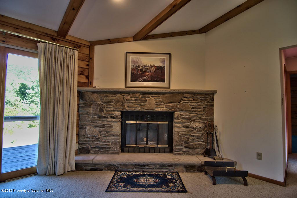 822 Scott Road Clarks Summit, PA 18411 - Photo 14 of 36 Gallery Image 14