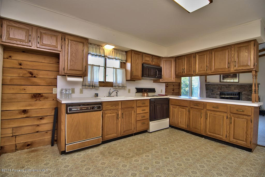 822 Scott Road Clarks Summit, PA 18411 - Photo 19 of 36 Gallery Image 19