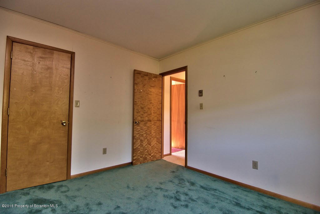 822 Scott Road Clarks Summit, PA 18411 - Photo 31 of 36 Gallery Image 31