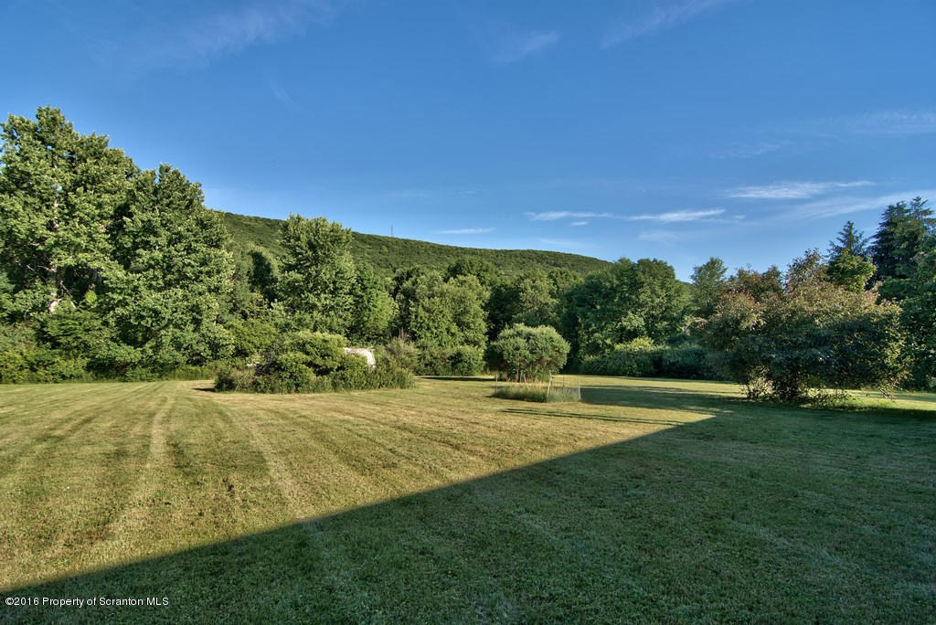 822 Scott Road Clarks Summit, PA 18411 - Photo 6 of 36 Gallery Image 6