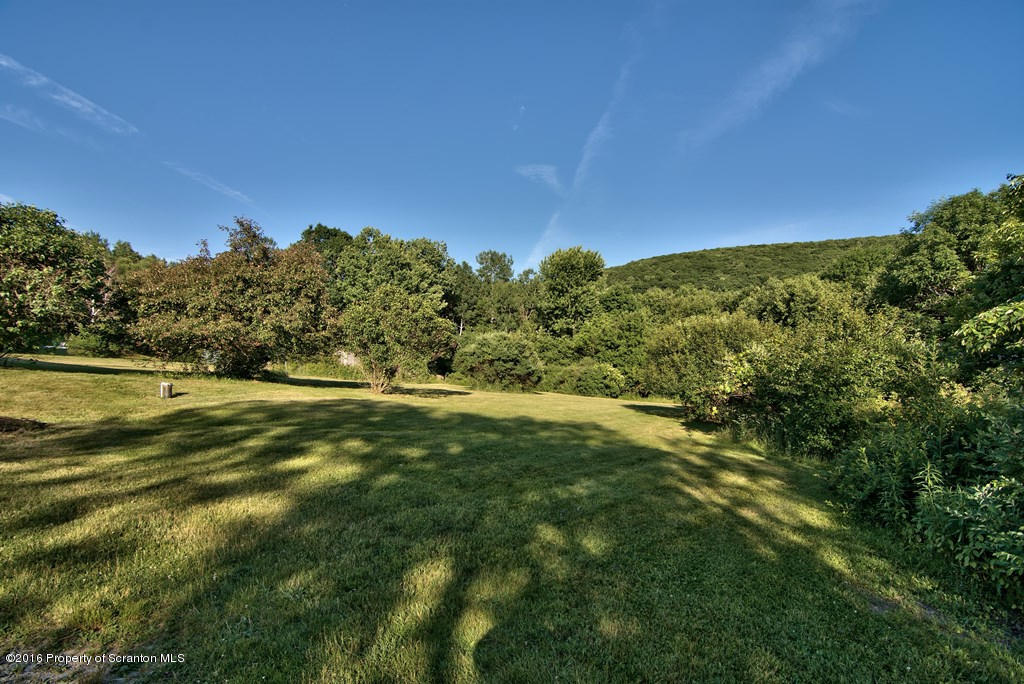 822 Scott Road Clarks Summit, PA 18411 - Photo 10 of 36 Gallery Image 10