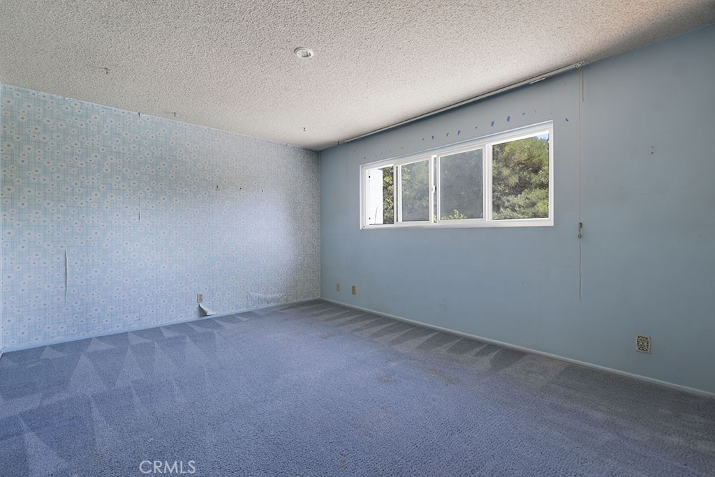 10568 Des Moines Avenue Porter Ranch, CA 91326 - Photo 18 of 30 Gallery Image 18