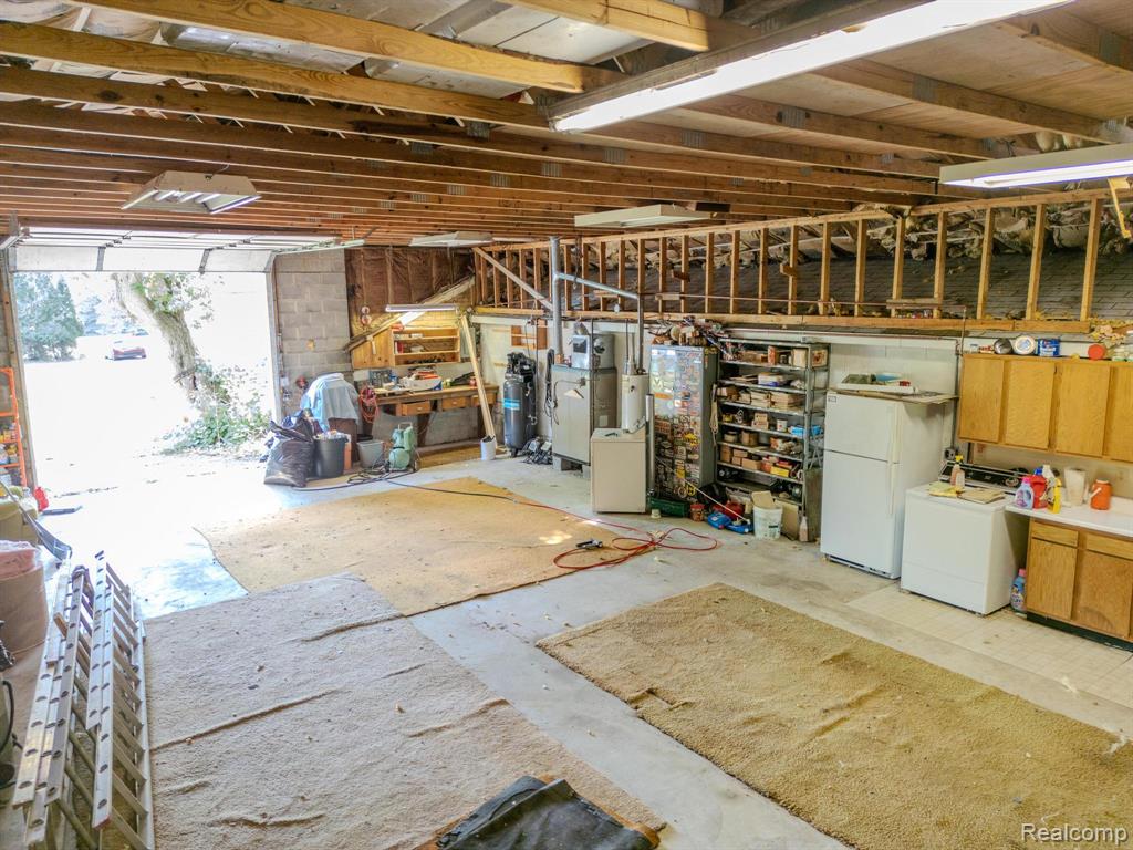 17885 Ridge Road Northville, MI 48168 - Photo 39 of 55