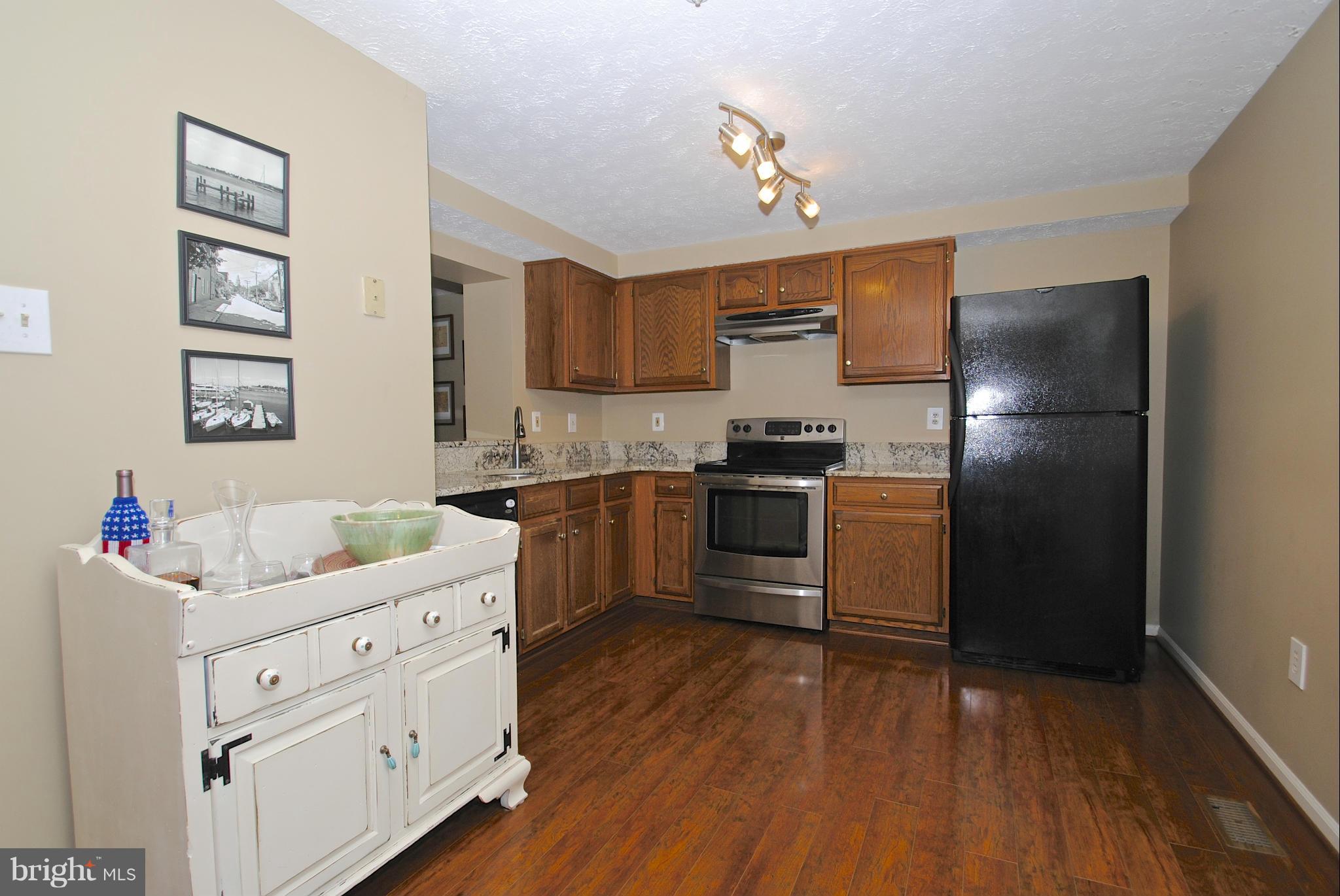 1212 Quaker Ridge Drive Arnold, MD 21012 - Photo 8 of 29 Kitchen