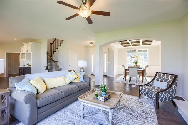 $639,950 | 9284 Zarda Drive, Lenexa, KS 66227