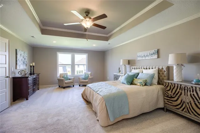 $639,950 | 9284 Zarda Drive, Lenexa, KS 66227