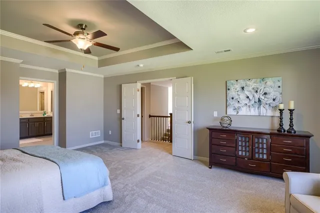 $639,950 | 9284 Zarda Drive, Lenexa, KS 66227