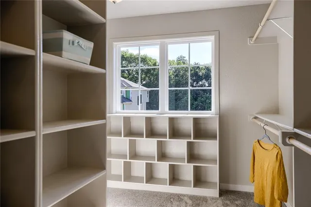 $639,950 | 9284 Zarda Drive, Lenexa, KS 66227