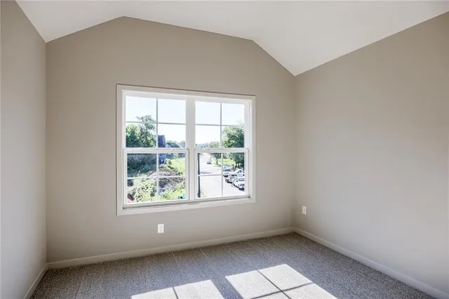 $639,950 | 9284 Zarda Drive, Lenexa, KS 66227