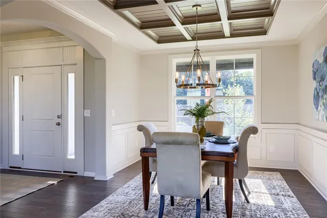 $639,950 | 9284 Zarda Drive, Lenexa, KS 66227