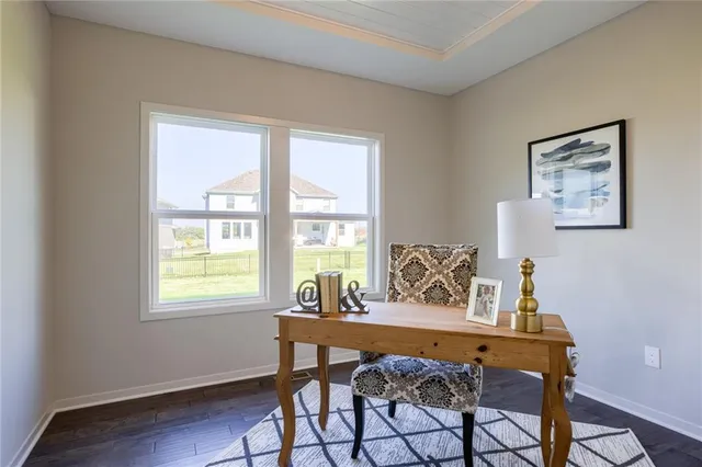 $639,950 | 9284 Zarda Drive, Lenexa, KS 66227