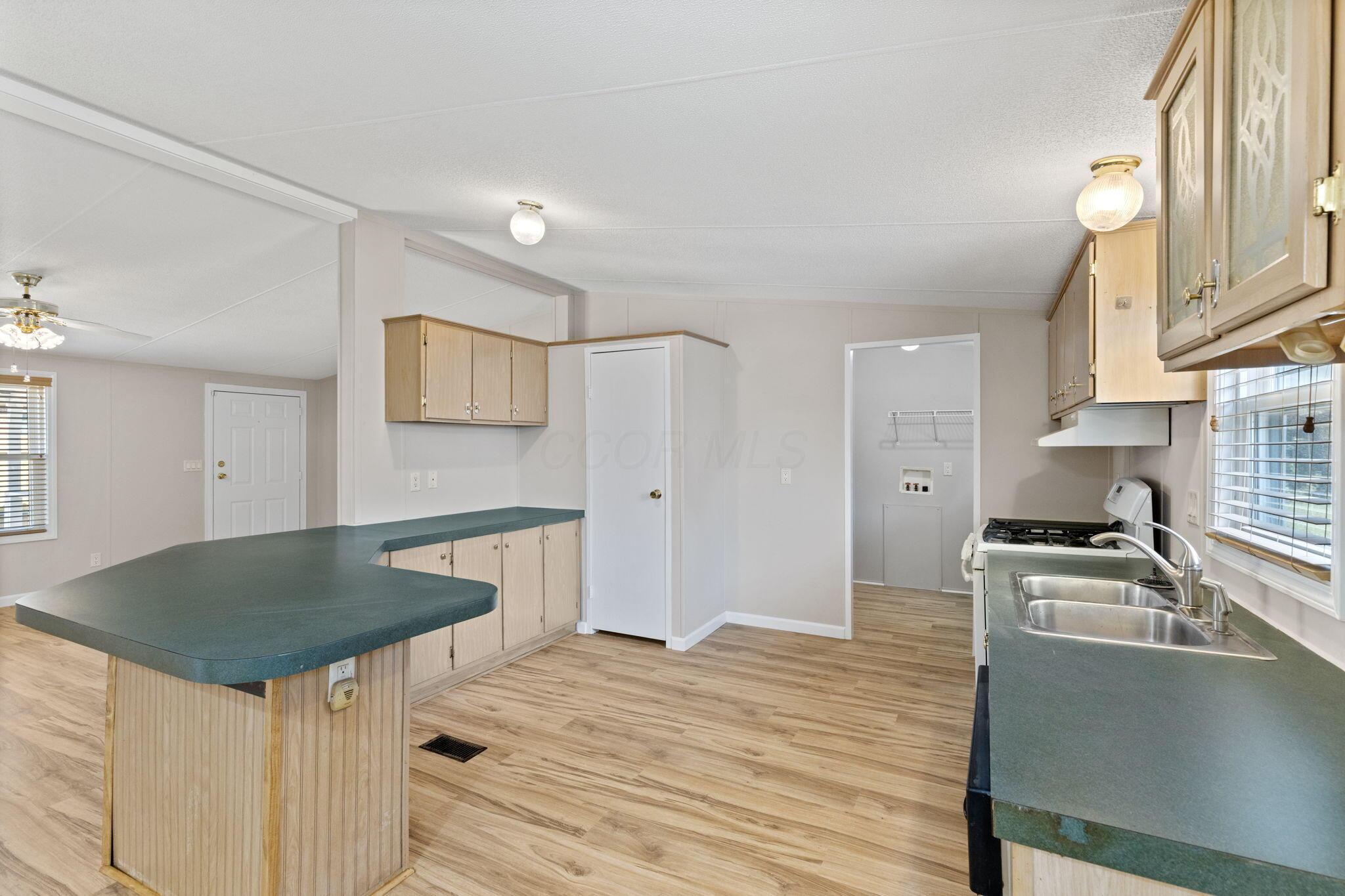 1538 Frank Road Columbus, OH 43223 - Photo 13 of 30 2025-9-11 1538 Frank Rd 026