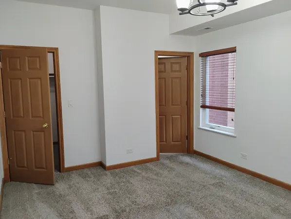 $2,800 | 397 Alles Street, Unit 2, Des Plaines, IL 60016