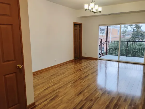 $2,800 | 397 Alles Street, Unit 2, Des Plaines, IL 60016
