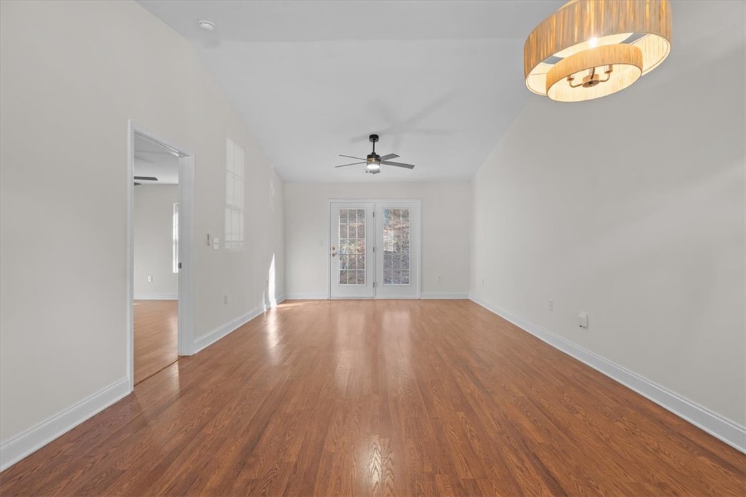 320 Oak Knoll Court Seneca, SC 29678 - Photo 11 of 23