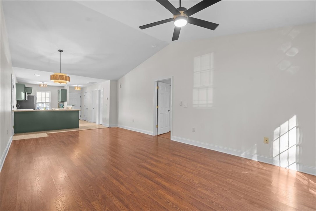 320 Oak Knoll Court Seneca, SC 29678 - Photo 12 of 23