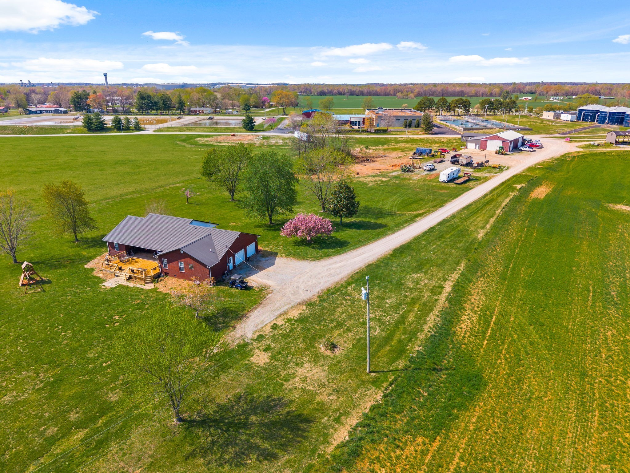 286 Tower Street Guthrie, KY 42234 - Photo 40 of 48 a view of a lake with a city