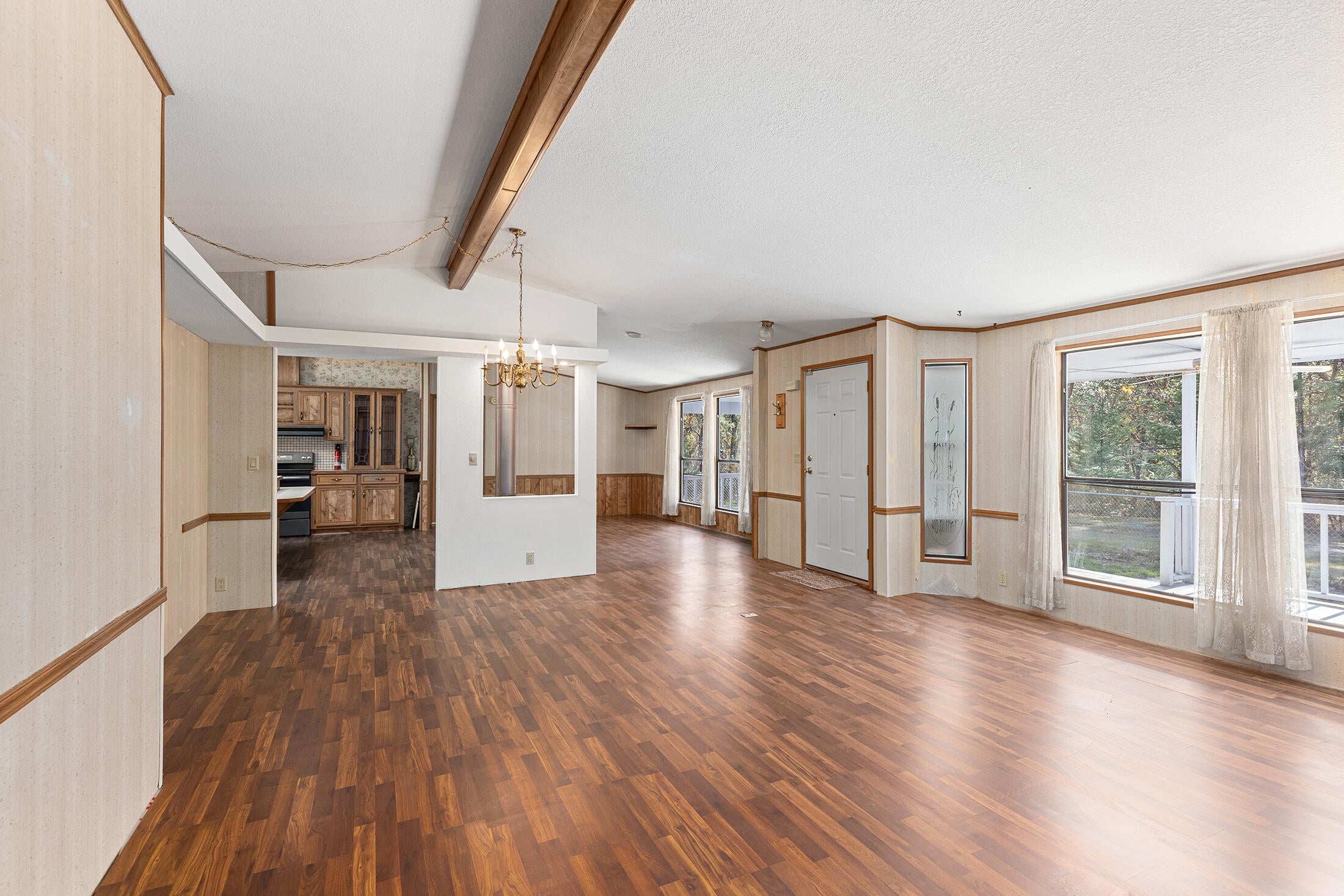 9552 Lower River Road Grants Pass, OR 97526 - Photo 17 of 36 9552 lower river031