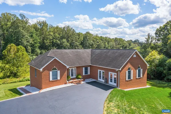 $815,000 | 105 Squirrel Path, Stanardsville, VA 22973