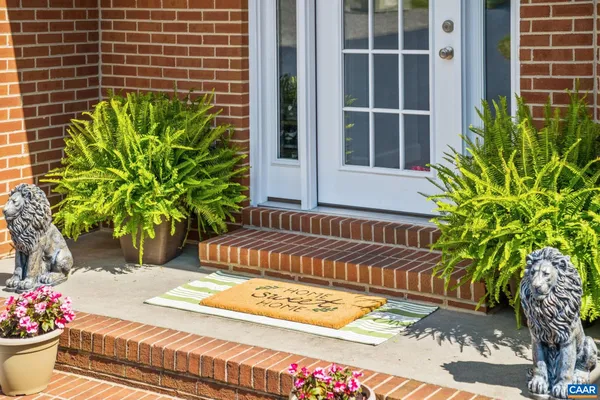 $815,000 | 105 Squirrel Path, Stanardsville, VA 22973