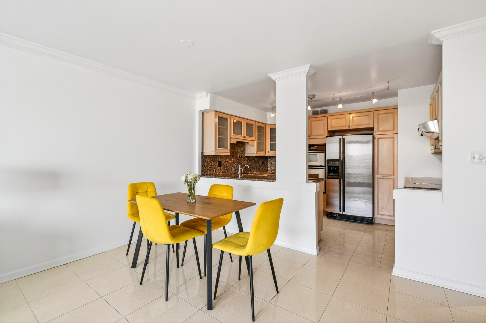 6007 North Sheridan Road, Unit 11G Chicago, IL 60660 - Photo 9 of 38