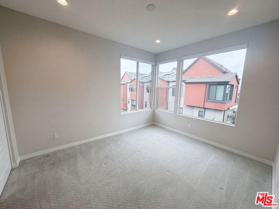 130 Keeper Irvine, CA 92618 - Photo 8 of 23