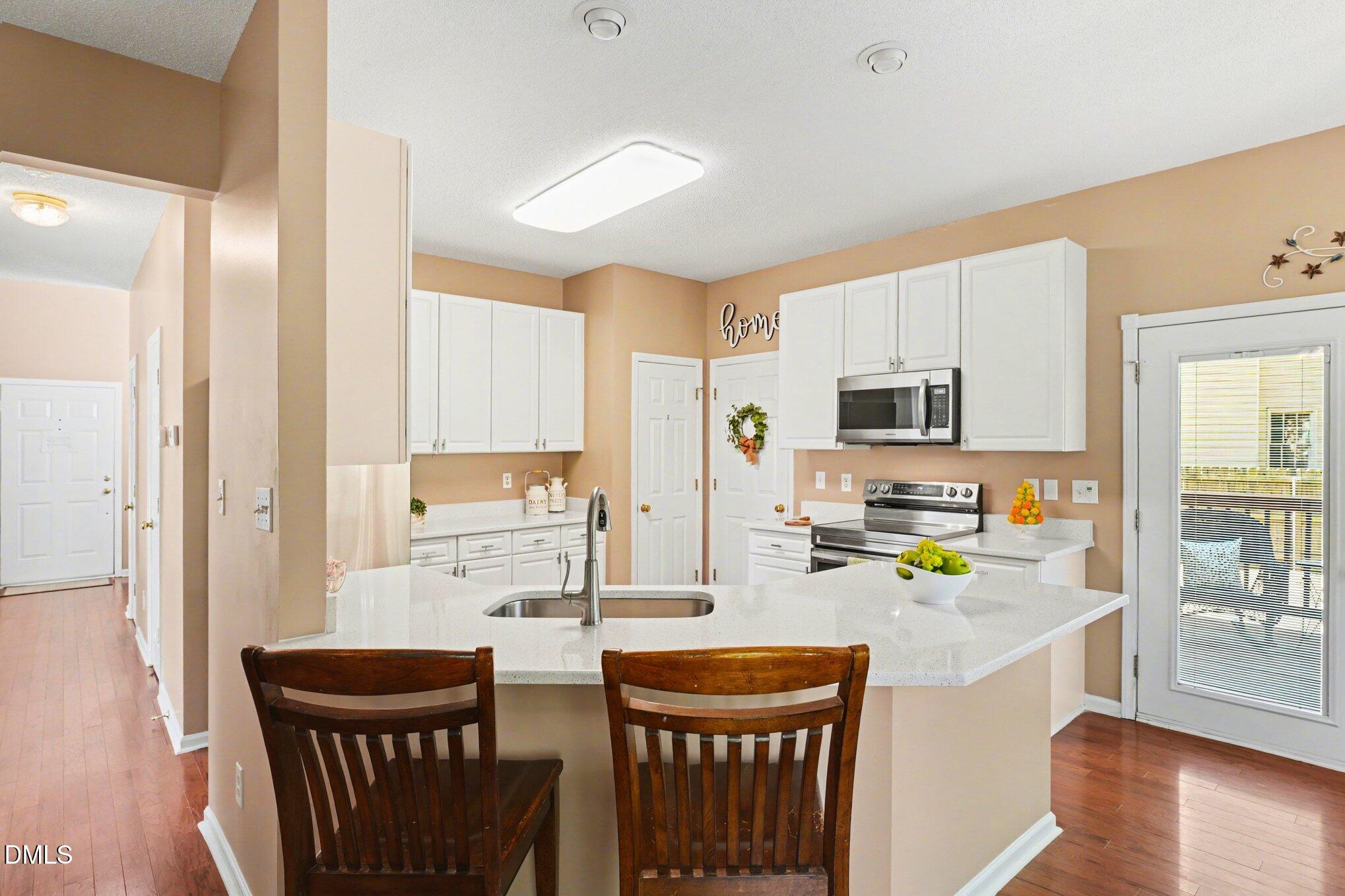 112 Del Rio Drive Cary, NC 27519 - Photo 11 of 35 012_file_4772