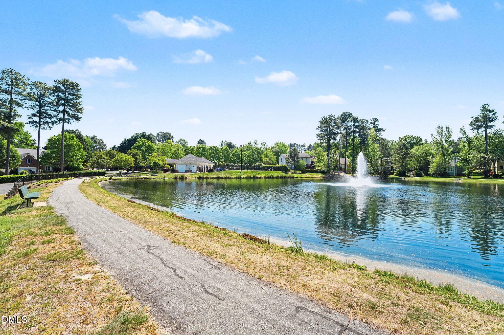 112 Del Rio Drive Cary, NC 27519 - Photo 29 of 35 028_file_1540