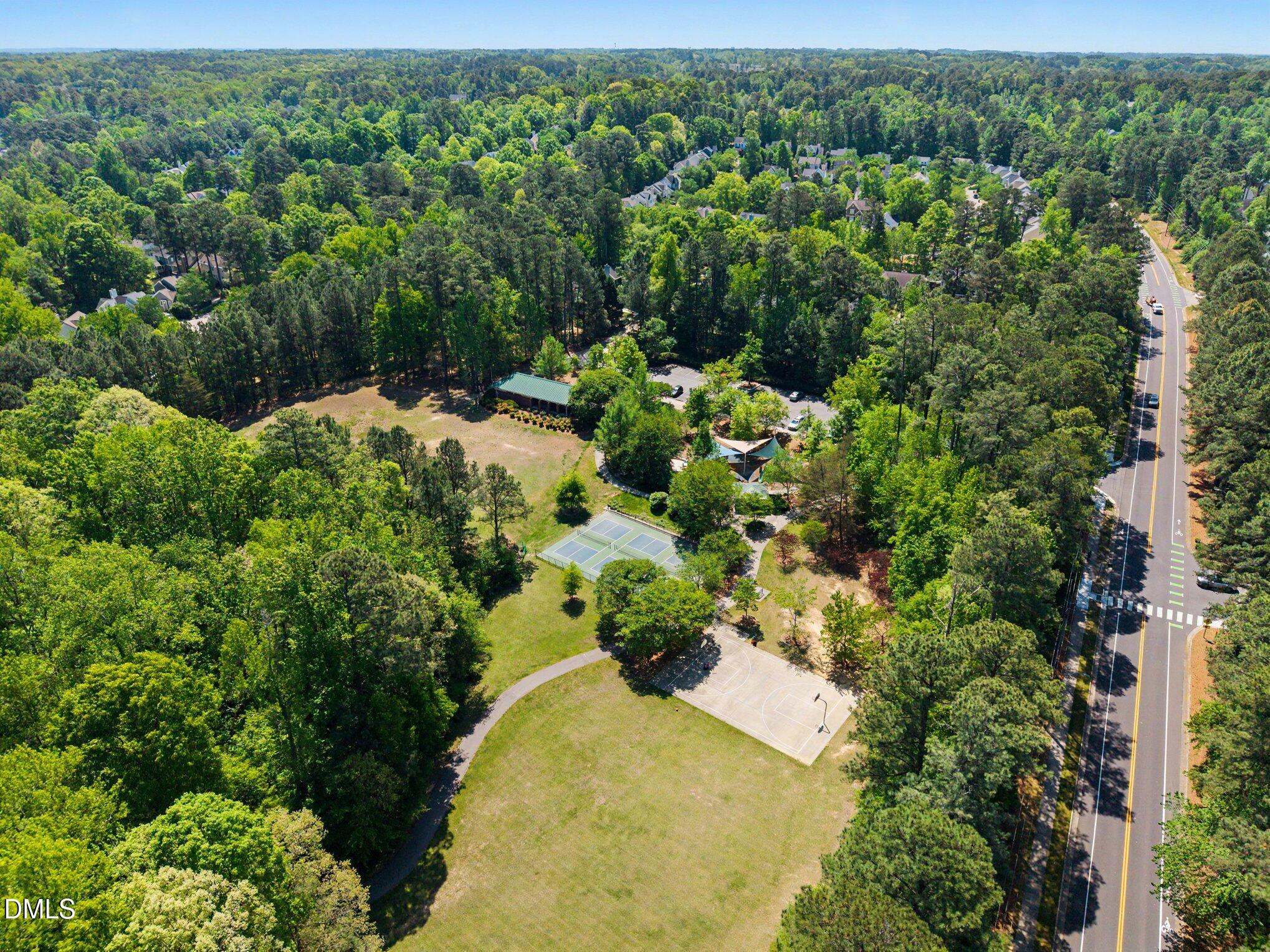 112 Del Rio Drive Cary, NC 27519 - Photo 31 of 35 032_file_1069