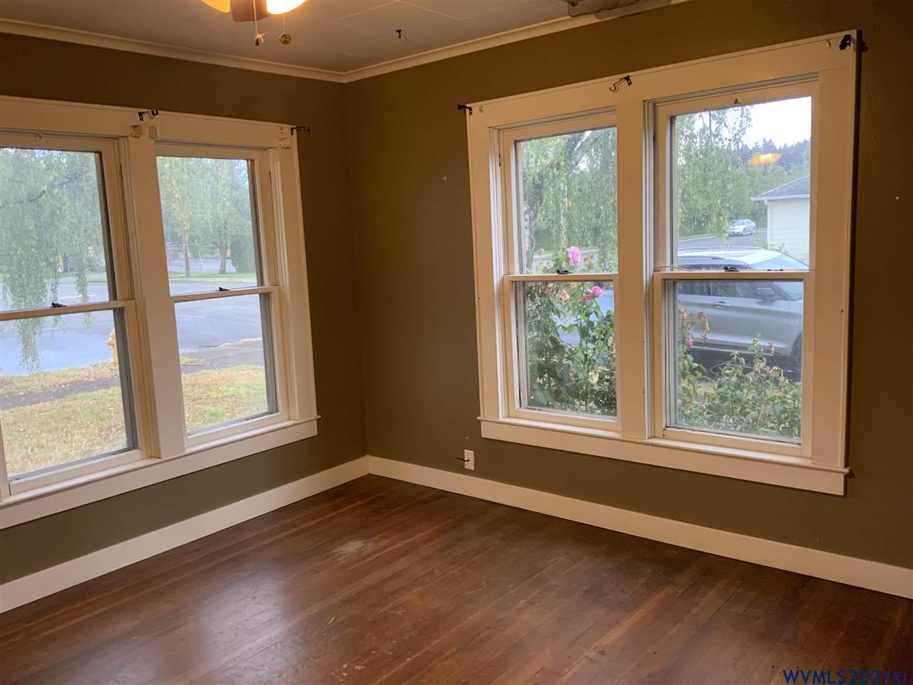 1089 Southwest Church Street Dallas, OR 97338 - Photo 16 of 35 Gallery Image 16