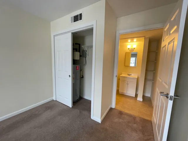 $1,965 | 80 Sentinel Court, Unit 306, Manchester, NH 03103