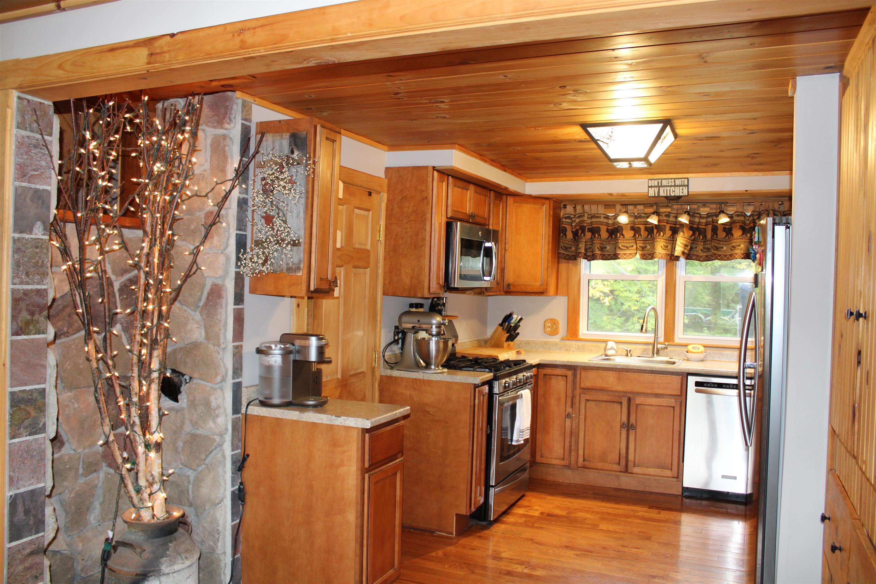 583 4 Wheel Dr Road Morgan, VT 05853 - Photo 10 of 36 Gallery Image 10