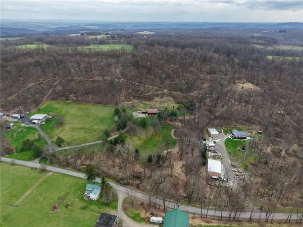$435,000 | 1240 Martin Road, Apollo, PA 15613