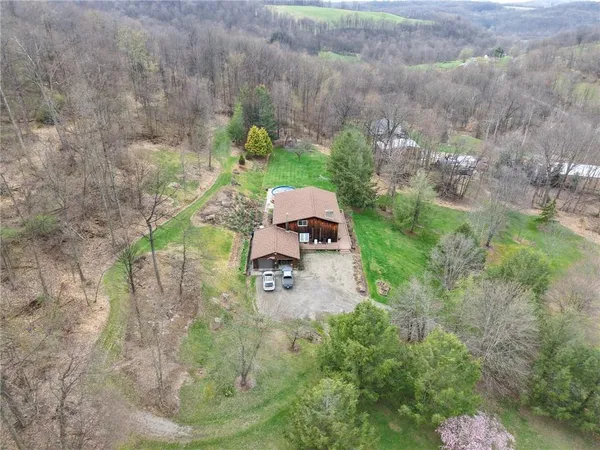 $435,000 | 1240 Martin Road, Apollo, PA 15613